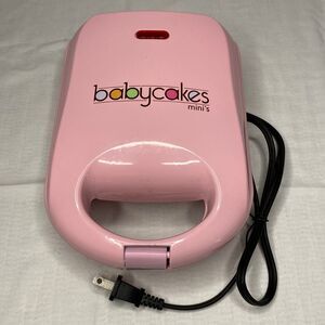 Babycakes Mini Donut‎ Maker, Pink, Nonstick Donut Hole Cake Pop 4 Count New